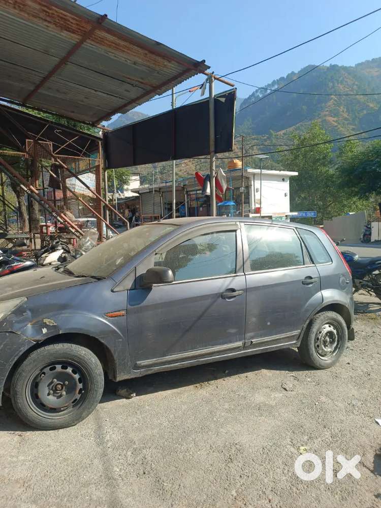 Ford Figo Petrol 2021