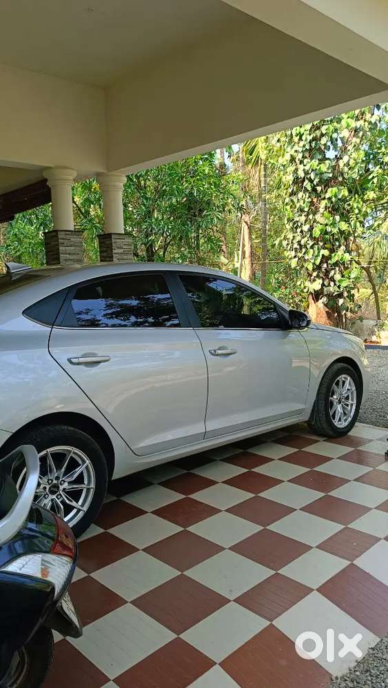 Hyundai Verna Diesel 1.6 D High Quality