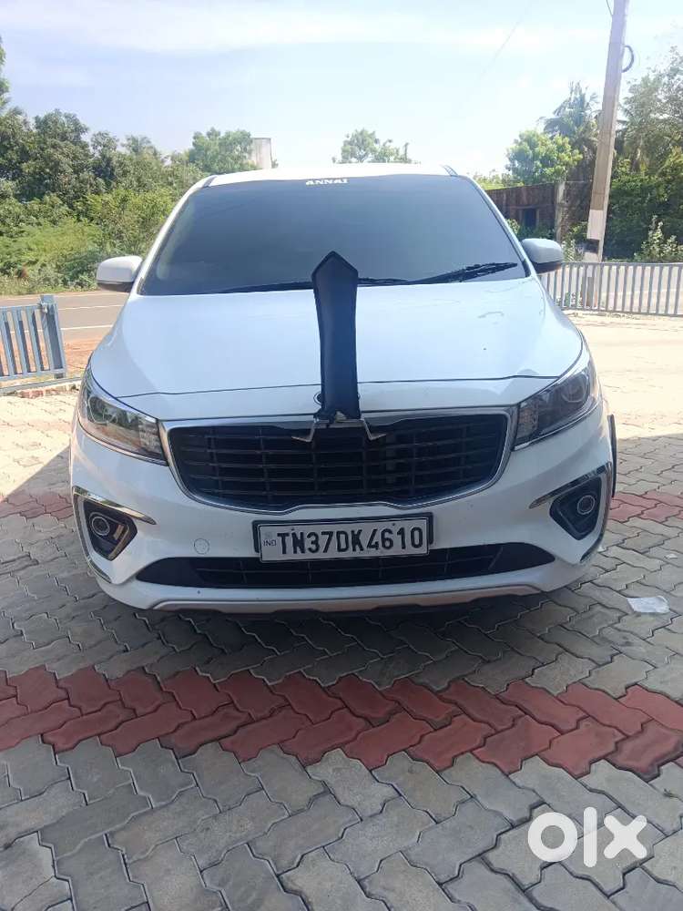 Kia Carnival 2021 Diesel 40000 Km Driven