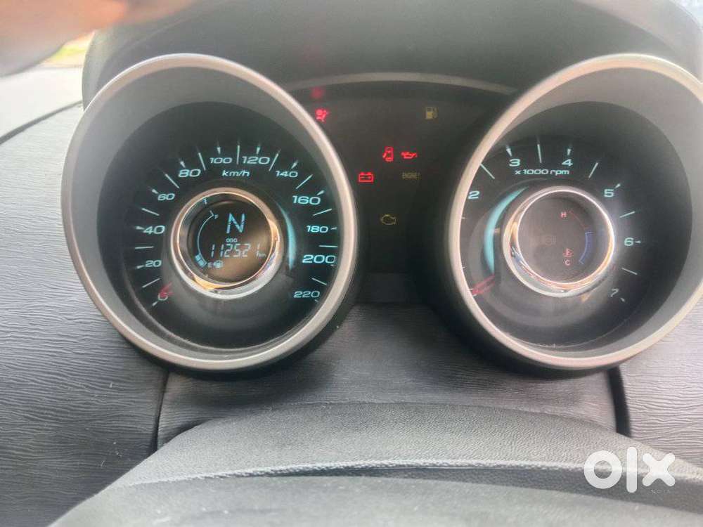 Mahindra Xuv500 At W6 2wd, 2016, Diesel