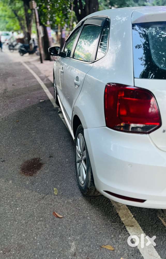 Volkswagen Polo Manual Petrol 2015