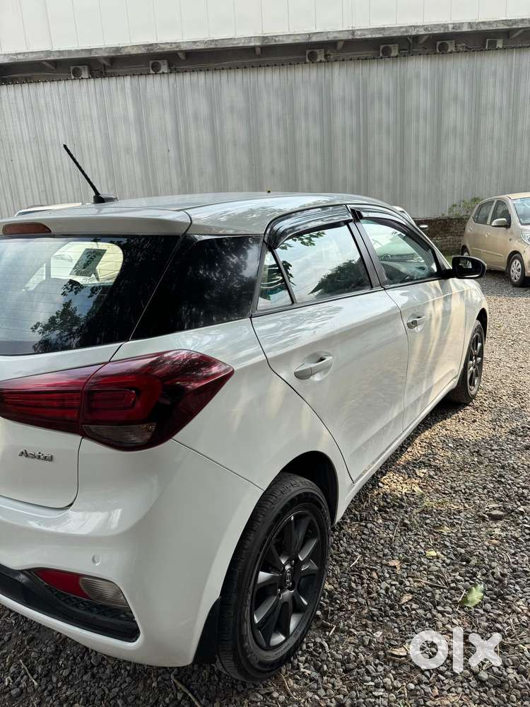 Hyundai I20 Petrol Asta Dual Tone, 2018, Petrol