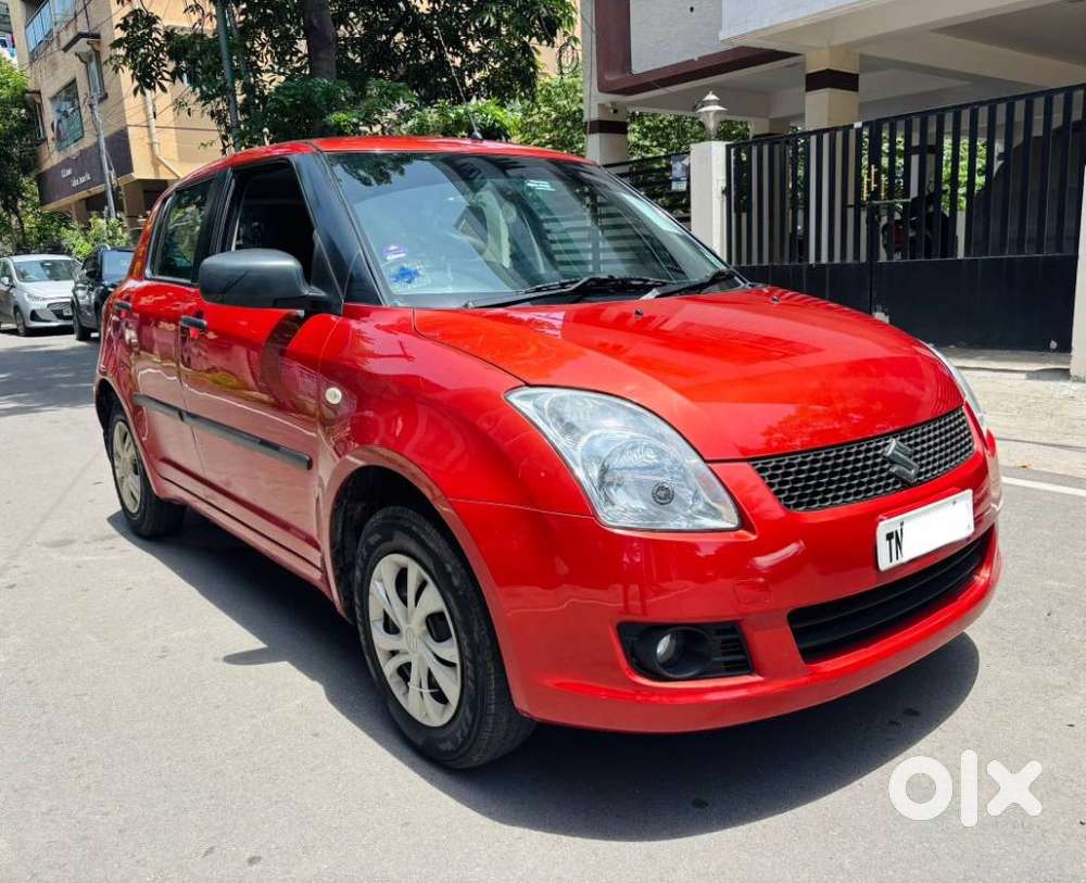 Maruti Suzuki Swift Vxi, 2011, Petrol