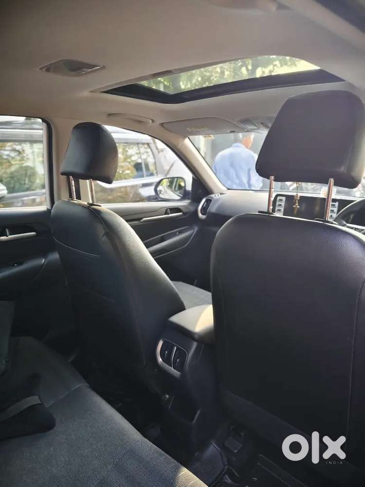 Kia Sonet 2023 Petrol 12600 Km Driven