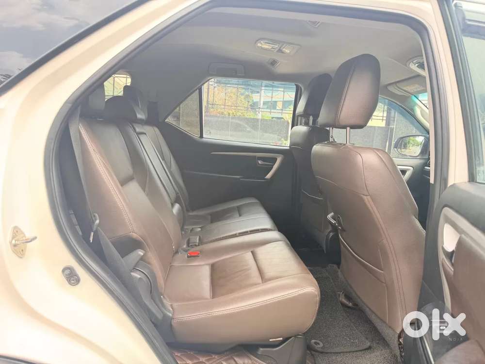 Toyota Fortuner 4x2 At 2.8 Diesel, 2019, Diesel