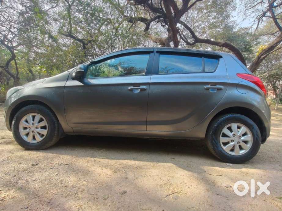 Hyundai I20 Sportz 1.2 Bs-iv, 2012, Cng & Hybrids