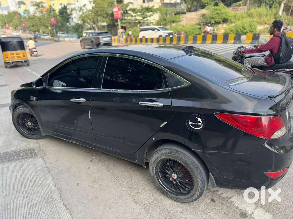 Hyundai Fluidic Verna 2011 Diesel 109000 Km Driven