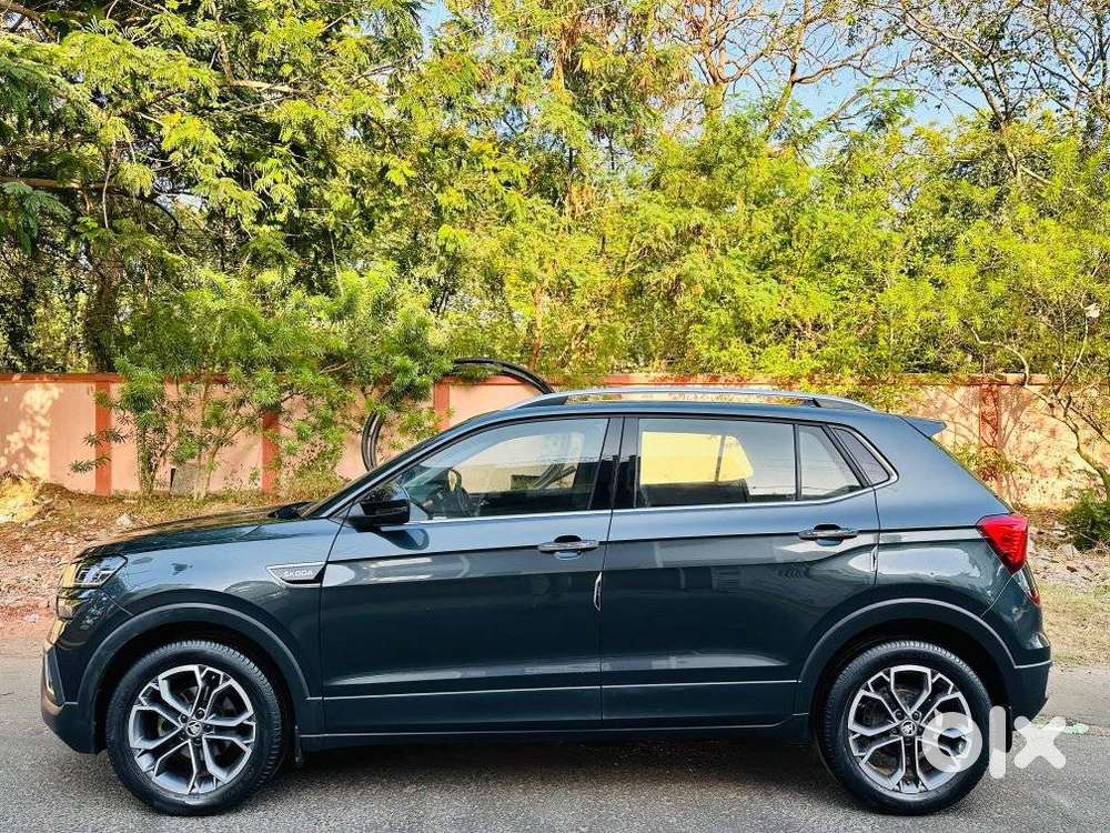 Skoda Kushaq 1.0 Tsi Style At (6 Airbags), 2022, Petrol