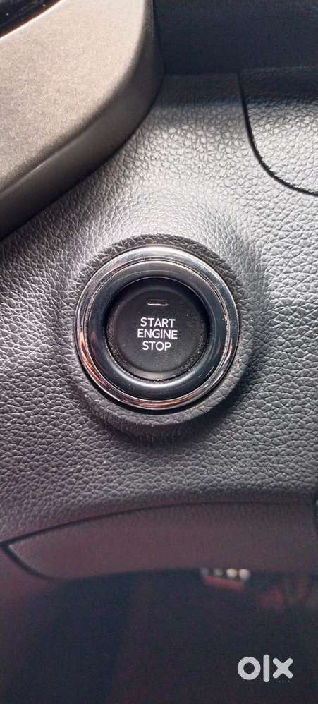 Mahindra Xuv300 W8 Option, 2023, Petrol