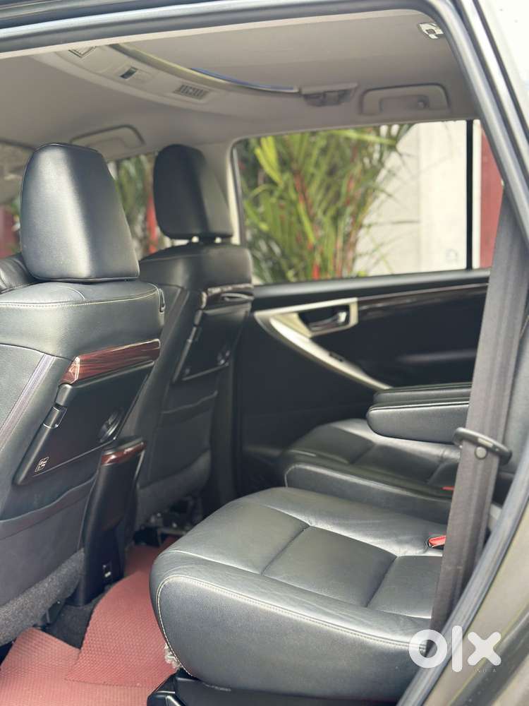 Toyota Innova Crysta 2.4 Z 7 Str, 2016, Diesel