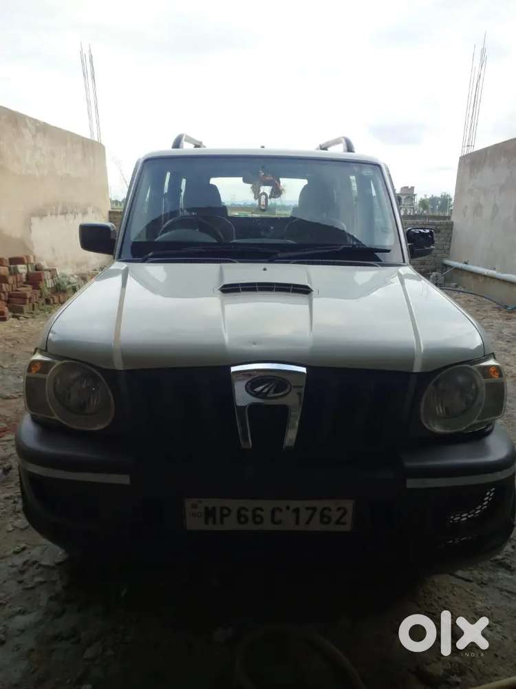 Mahindra Scorpio Classic 2011 Diesel Automatic