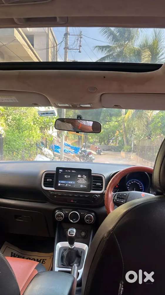 Hyundai Venue Crdi Manual 2021