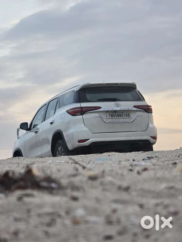 Toyota Fortuner 2022 4x4 Automatic