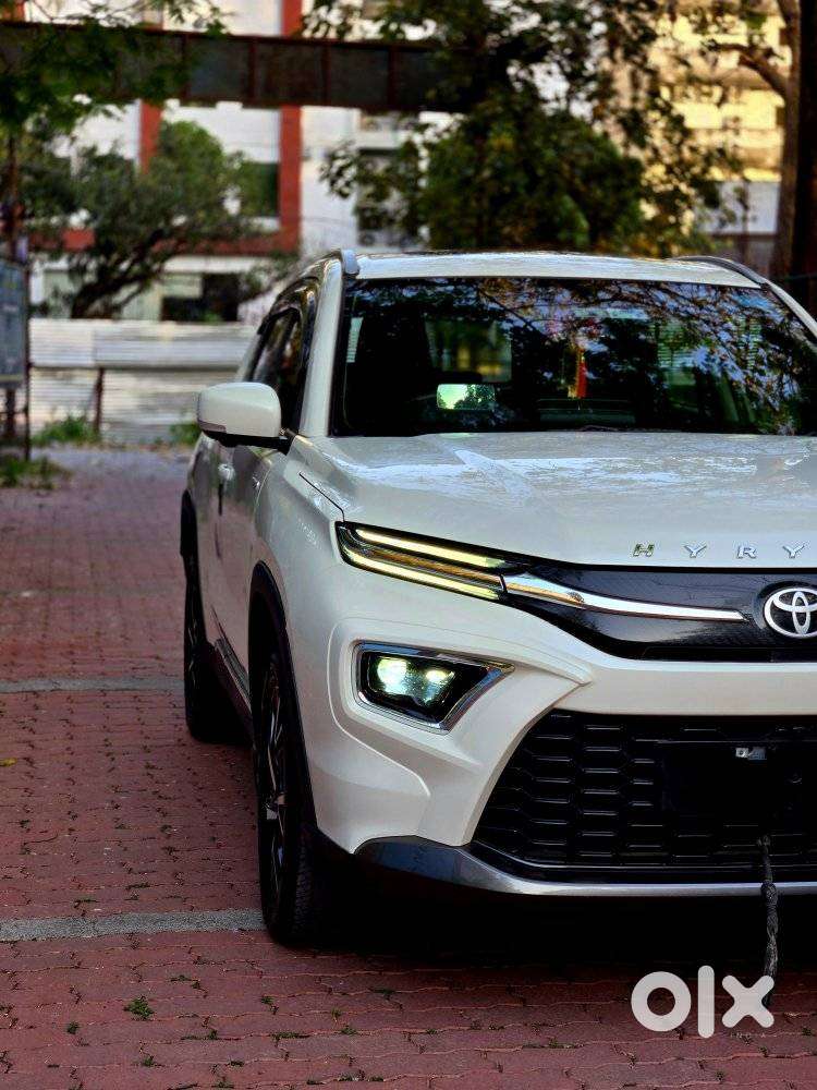 Toyota Urban Cruiser Hyryder 1.5 V Hybrid, 2024, Petrol