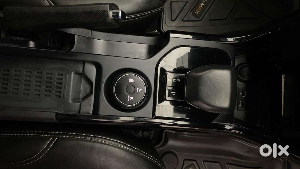Tata Nexon Fearless Pr S 1.2 Revotron Petrol 7 Dca Dt, 2024, Petrol