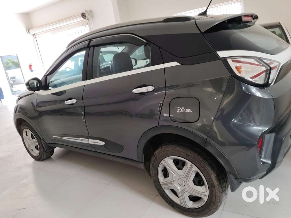 Tata Nexon 1.5 Revotorq Xm (s), 2021, Diesel