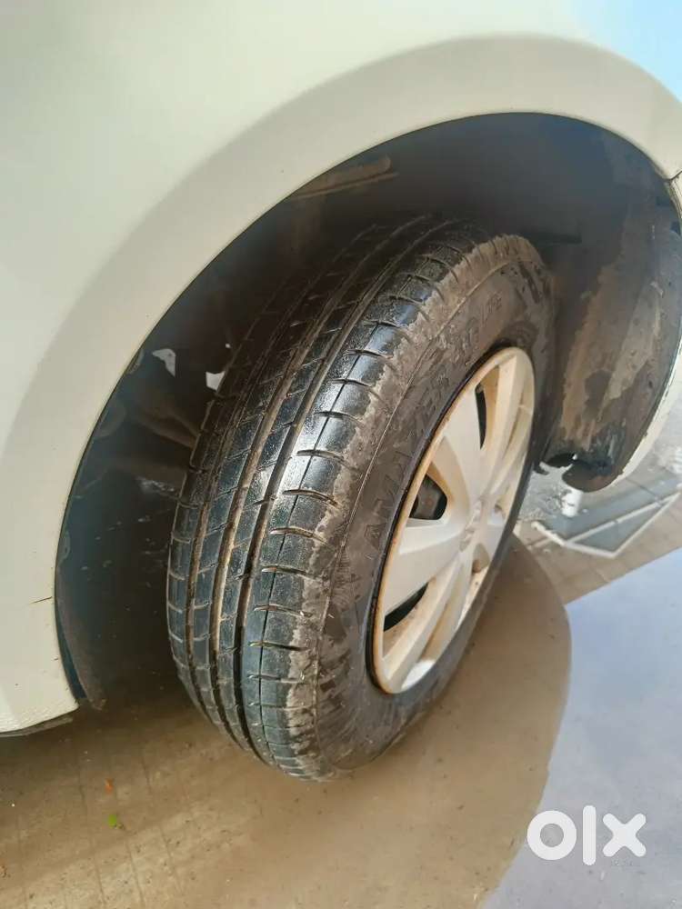 Maruti Suzuki Swift Dzire Vxi 2010 | 1st Owner | Petrol + Lpg