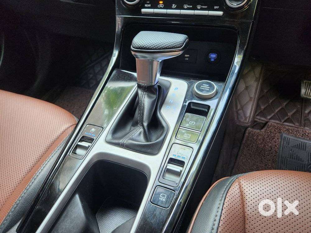 Hyundai Alcazar 1.5 Signature (o) Diesel At 7 Str, 2023, Diesel