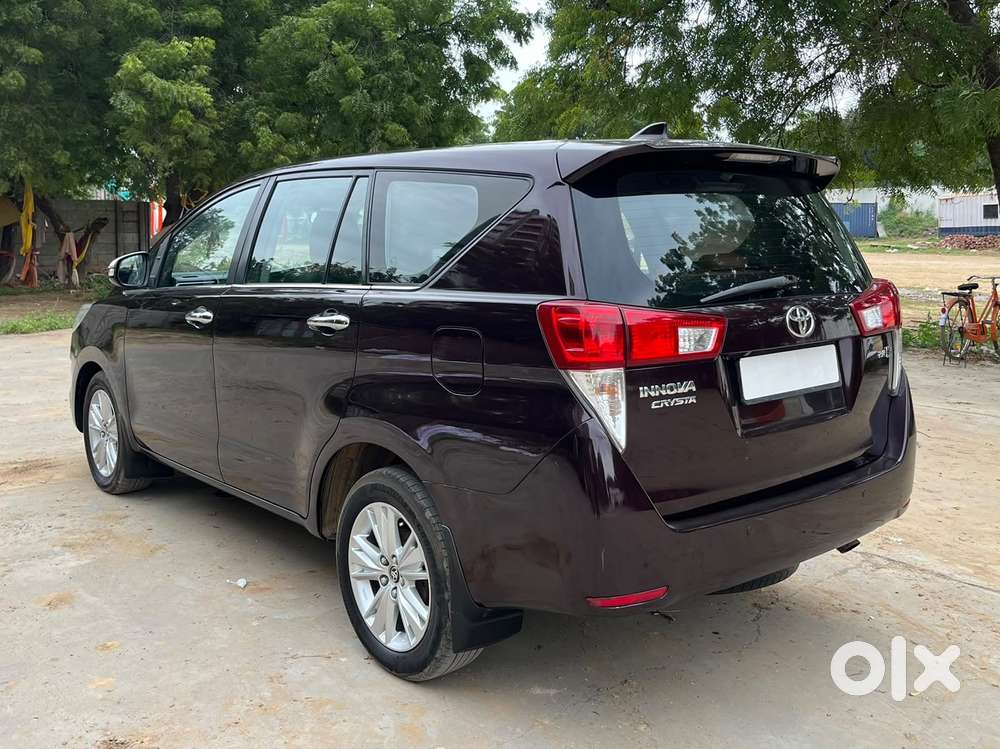 Toyota Innova Crysta 2.8z Automatic, 2016, Diesel