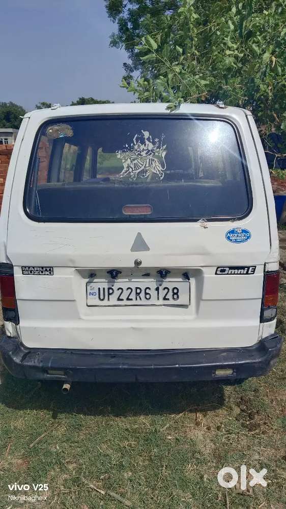 Maruti Suzuki Omni 2013 Lpg + Petrol Well Maintained