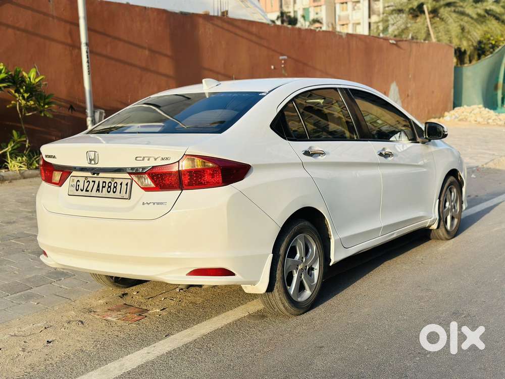 Honda City V At Sunroof, 2015, Petrol