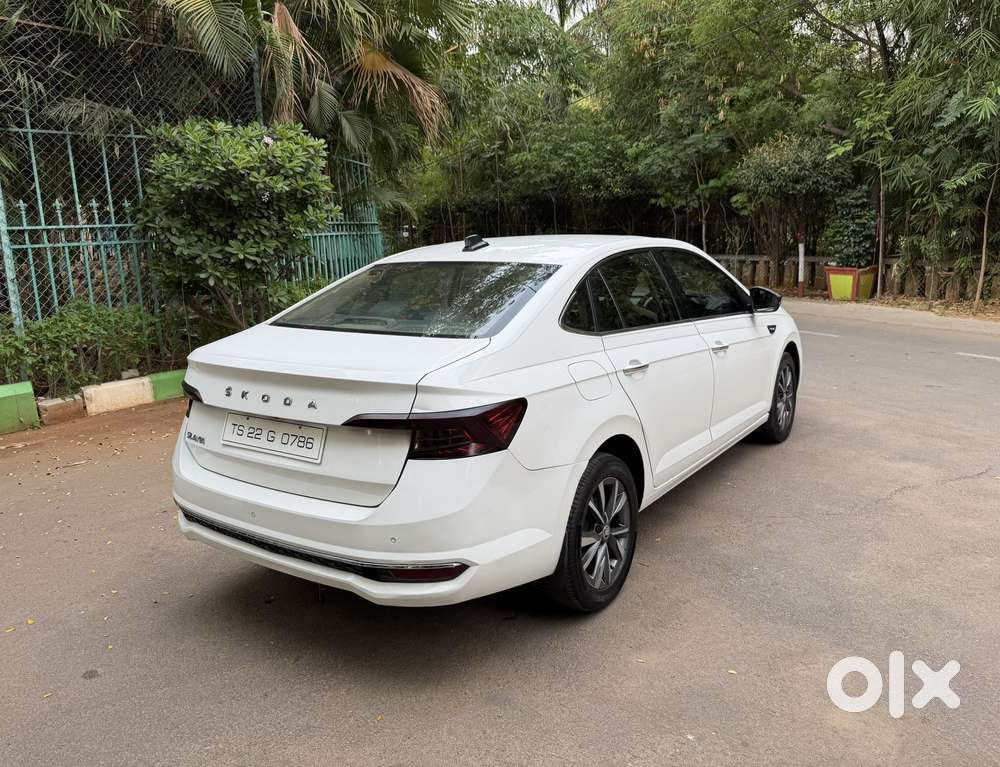Skoda Slavia 1.0 Tsi Style At, 2022, Petrol