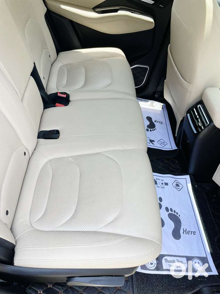 Mg Hector Sharp Pro 1.5 Turbo Cvt Dual Tone, 2023, Petrol