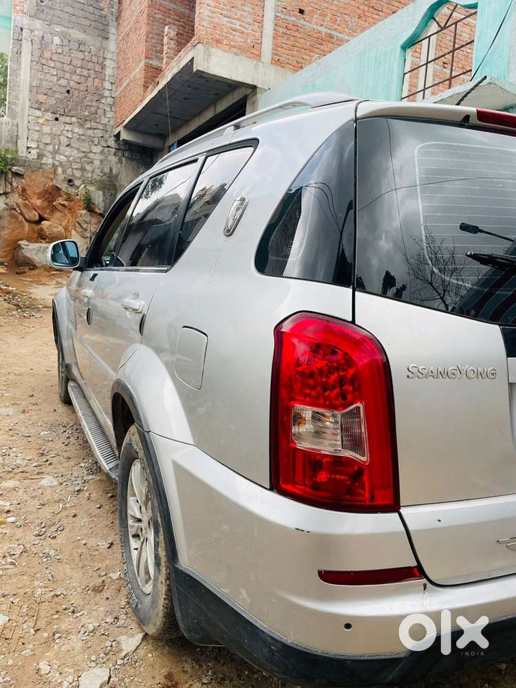 Mahindra Ssangyong Rexton Rx7 With Sunroof 2013 Diesel Well Maintained