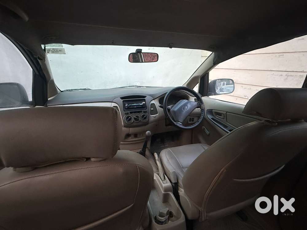 Toyota Innova 2005 Diesel 375000 Km Driven