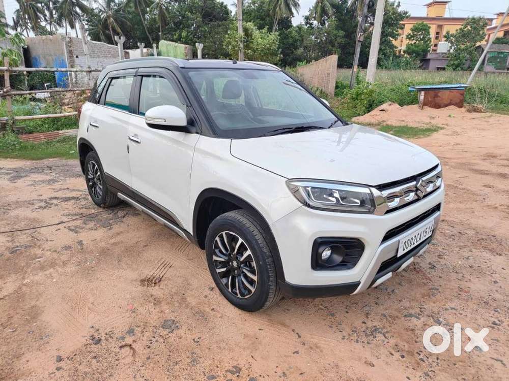 Maruti Suzuki Brezza 1.5 Zxi Plus Smart Hybrid Dual Tone, 2022, Petr..