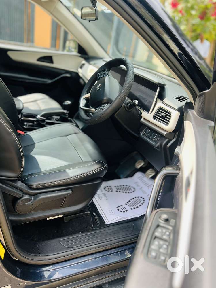 Mahindra Xuv700 2.2 Ax 5 Diesel Mt 7 Str, 2024, Diesel