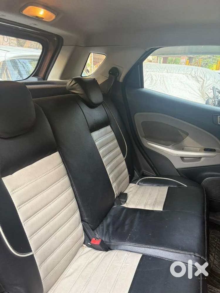 Ford Petrol Car 2016