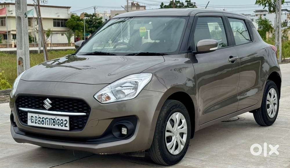 Maruti Suzuki Swift Vxi Optional, 2023, Petrol