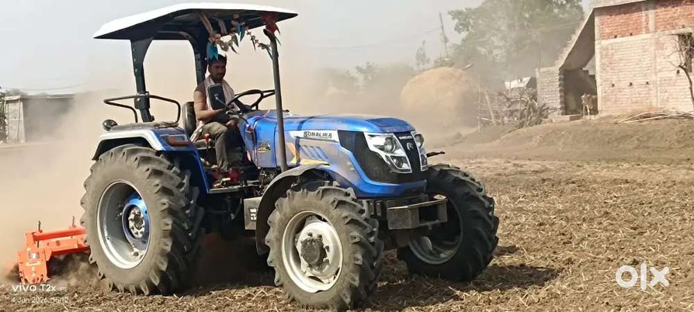 Sonalika 4&times;4 2025 modal sel