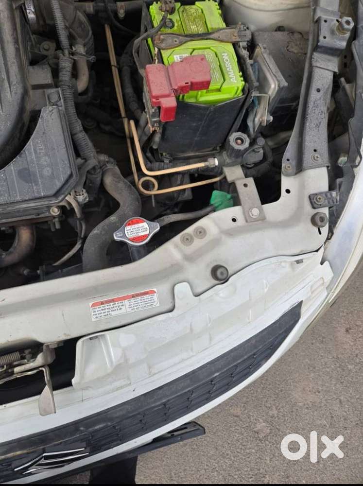Maruti Suzuki Swift Lxi Option, 2017, Cng & Hybrids