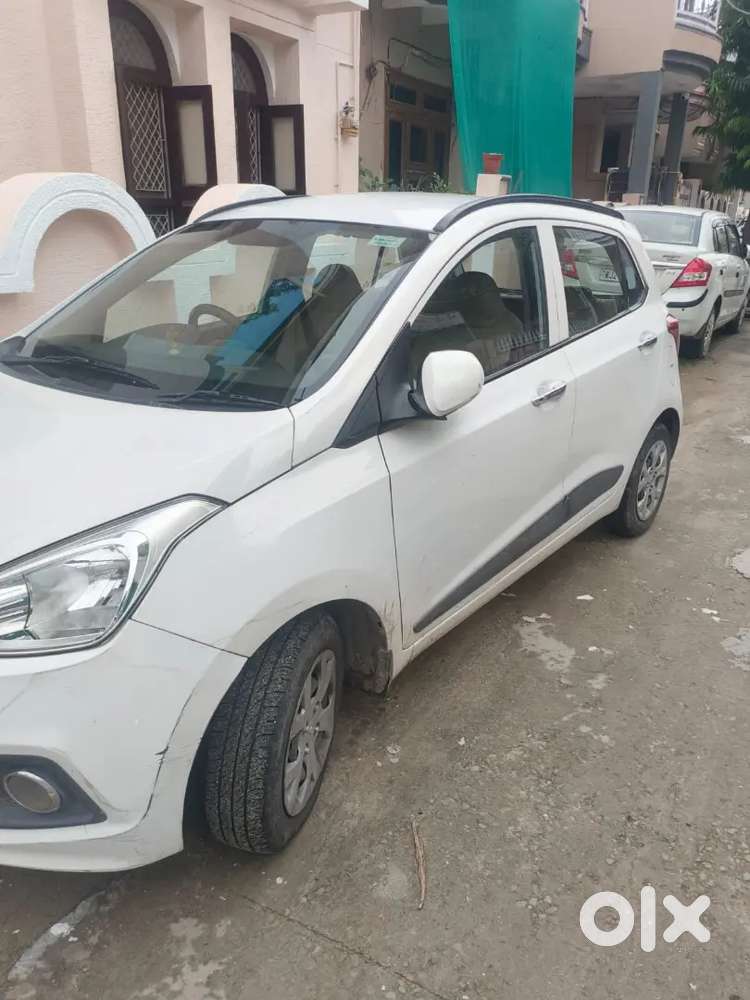 Hyundai I10 Sportz Diesel 2015