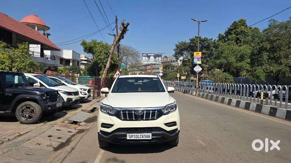 Mahindra Alturas G4 4wd At, 2020, Diesel
