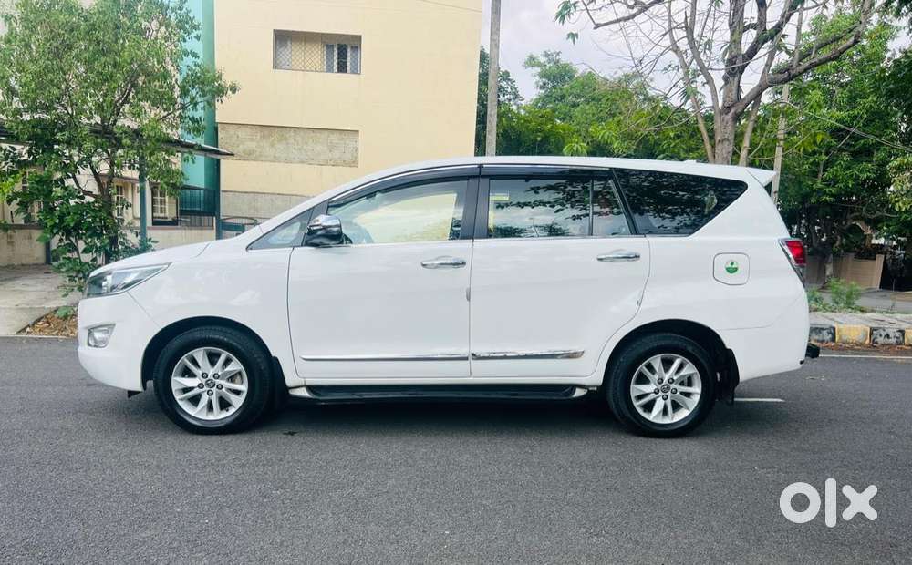 Toyota Innova Crysta 2.7 Gx Mt, 2019, Diesel