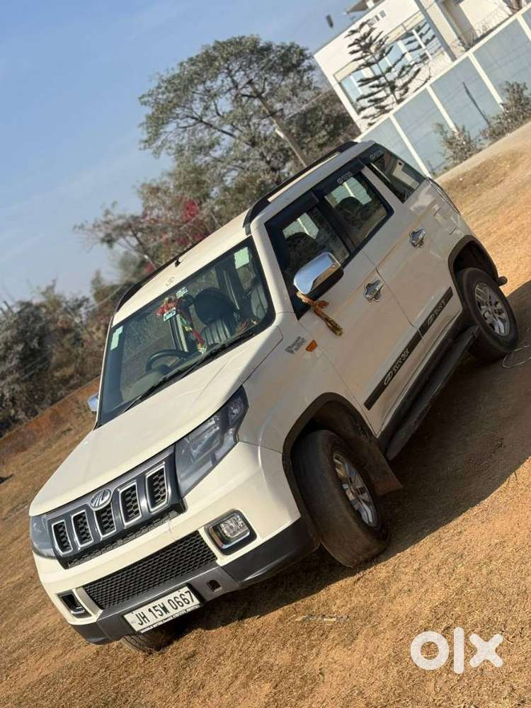Mahindra Tuv 300 T10, 2020, Diesel