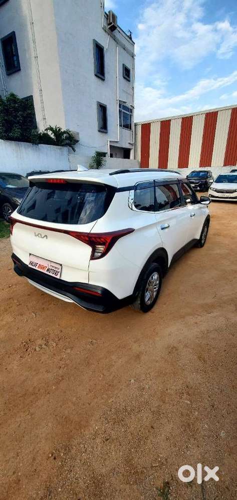 Kia Carens 1.4 Prestige 7 Str, 2023, Petrol