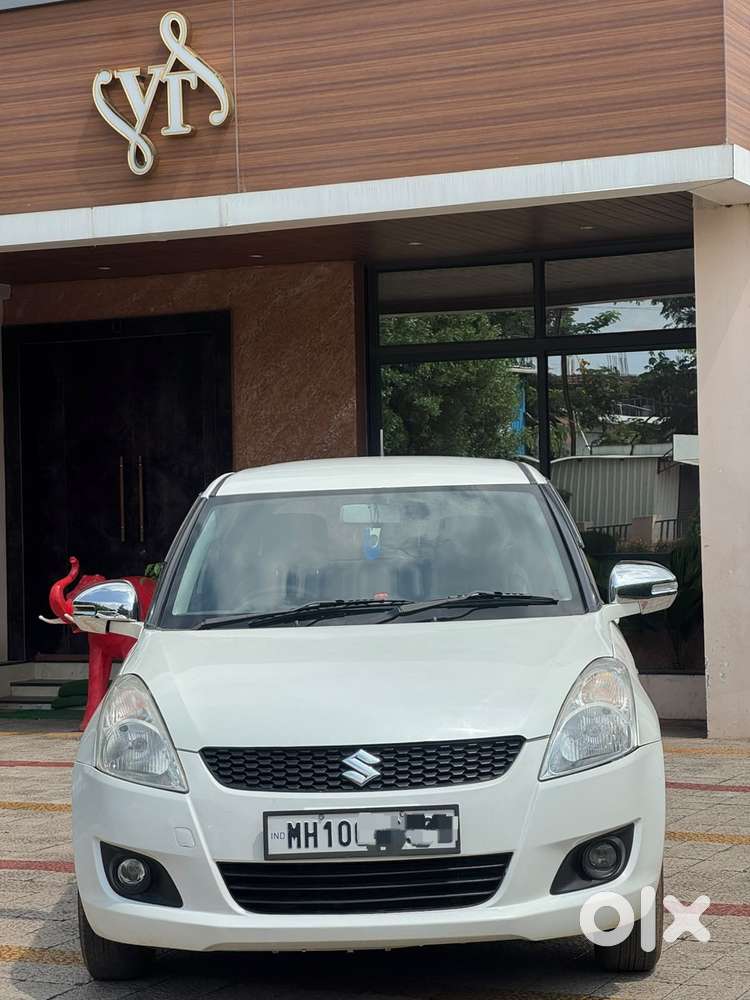 Maruti Suzuki Swift Vxi + Manual, 2016, Petrol