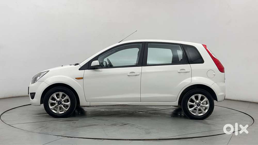 Ford Figo Petrol Zxi, 2012, Petrol