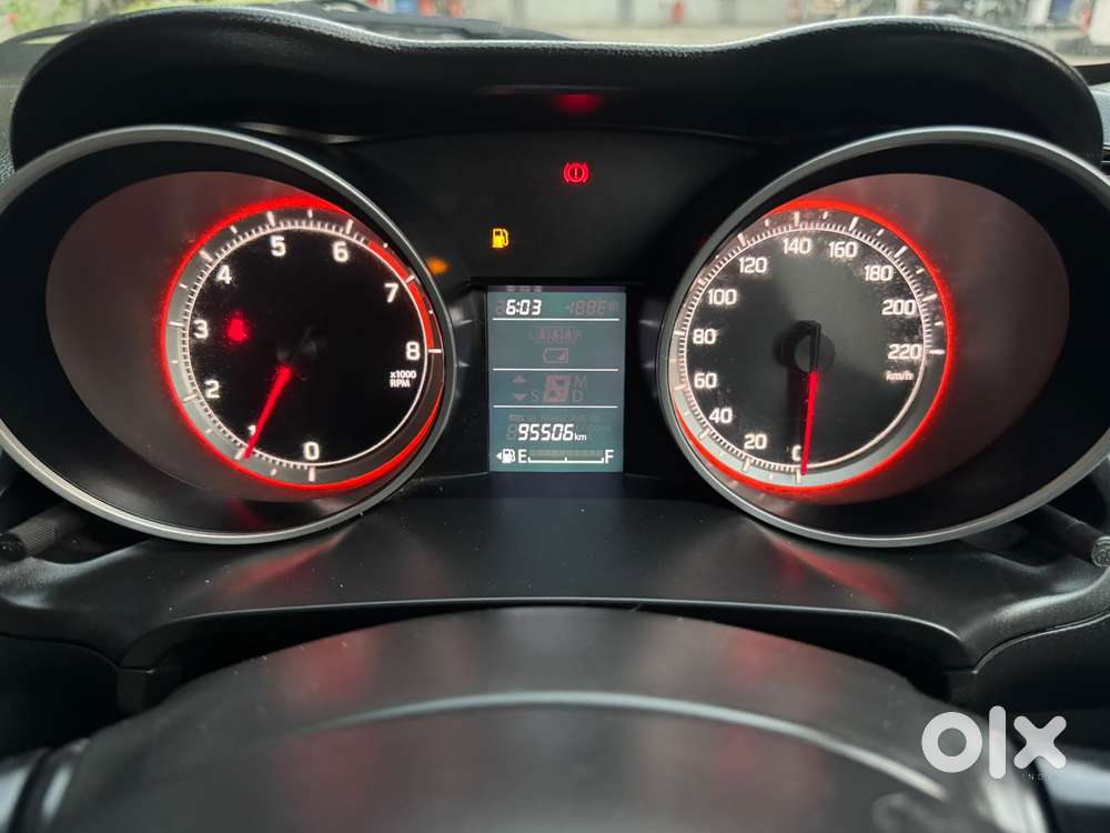 Maruti Suzuki Swift Vxi Optional, 2021, Petrol