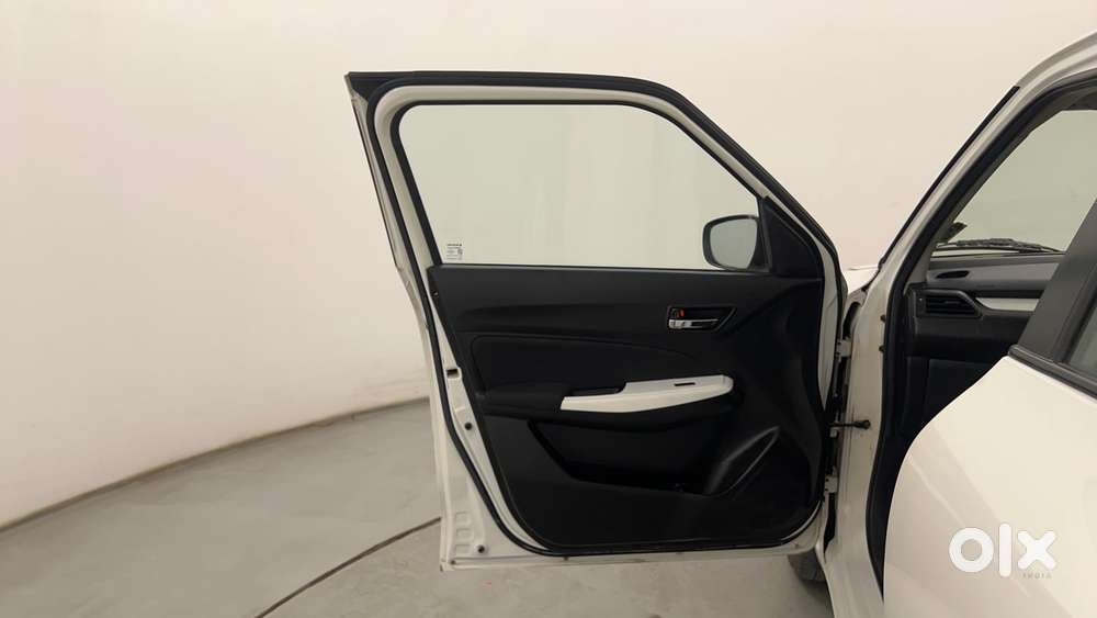 Maruti Suzuki Swift Amt Zxi, 2019, Petrol
