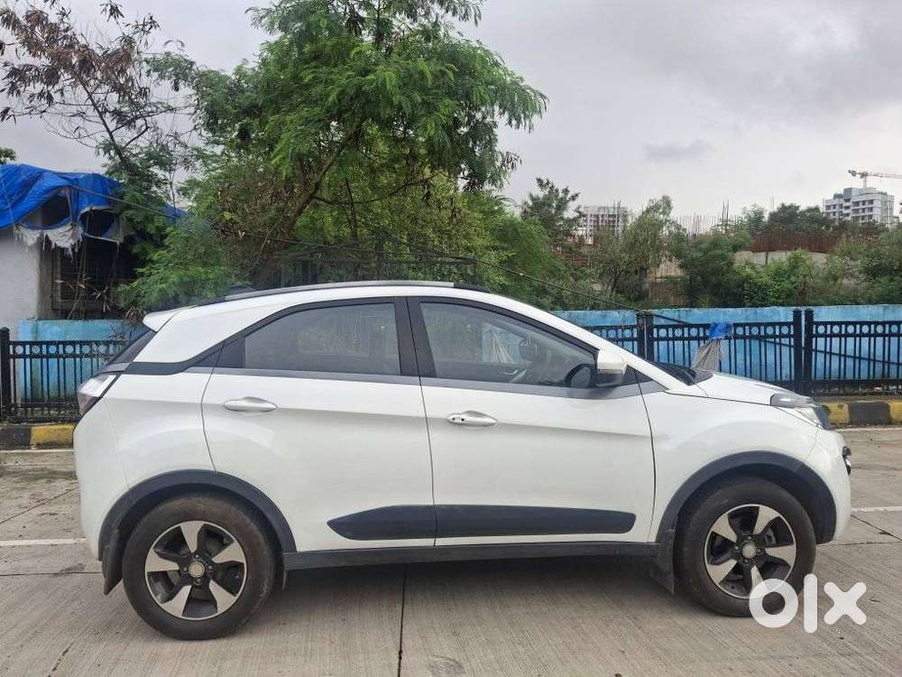 Tata Nexon Amt Xza Plus, 2018, Petrol