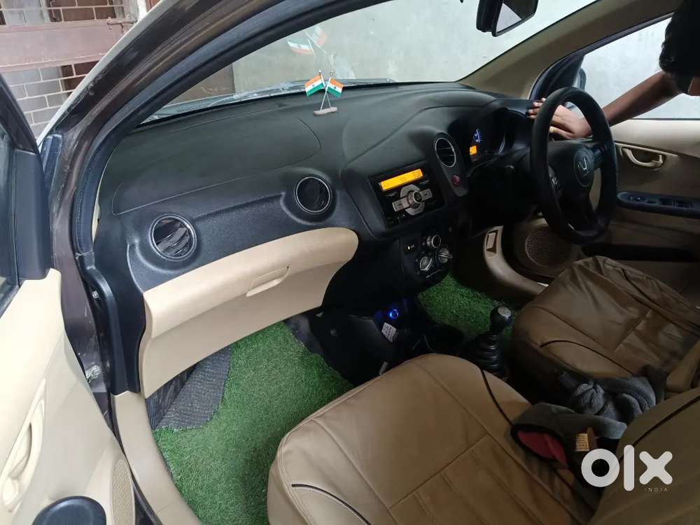 Honda Brio Mt Petrol 2015