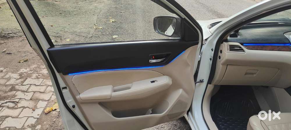 Maruti Suzuki Swift Dzire 1.2 Vxi Bsiv, 2017, Petrol