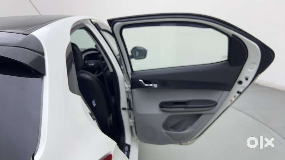 Tata Tiago Xza Plus, 2021, Petrol