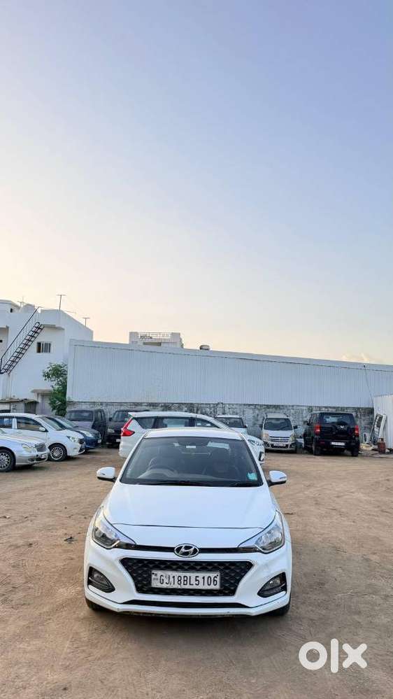 Hyundai I20 1.4 Sportz, 2019, Cng & Hybrids
