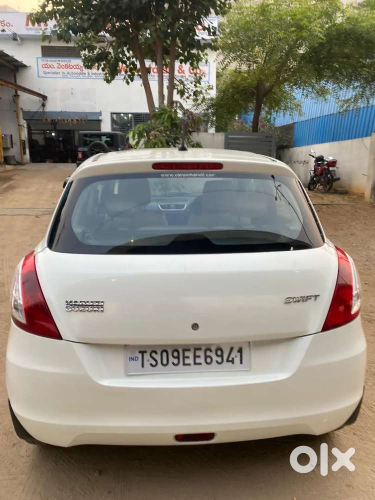 Maruti Suzuki Swift 2015 Petrol Well Maintained